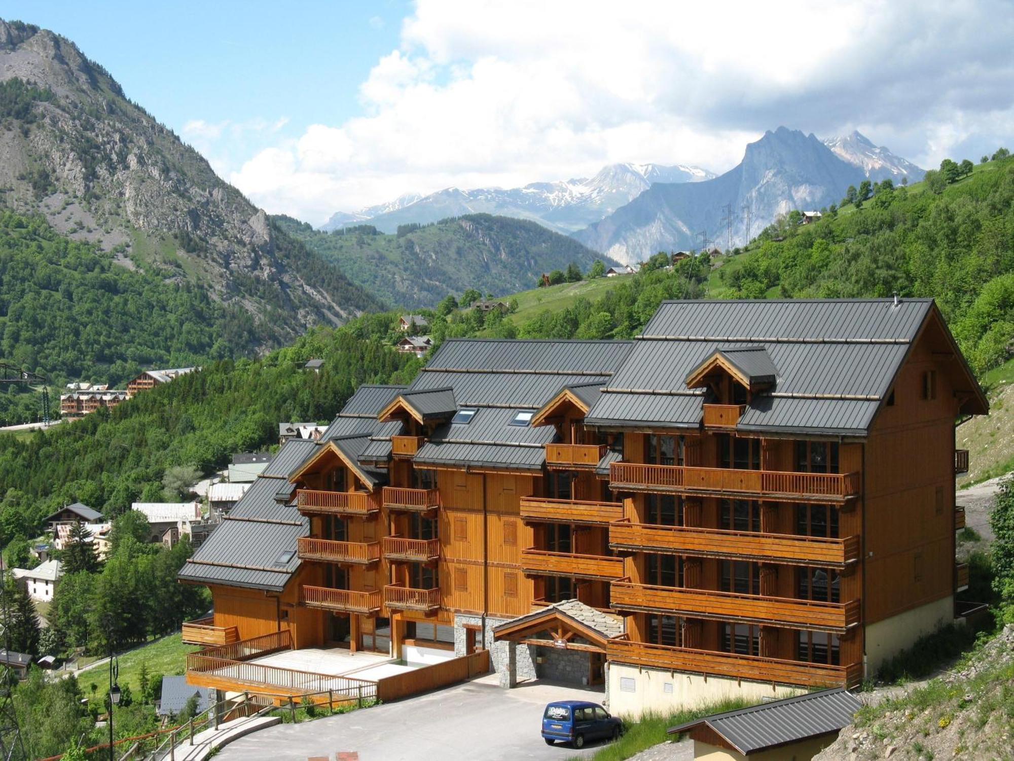 Residence Odalys Le Hameau Et Les Chalets De La Vallee D'Or Valloire Eksteriør bilde