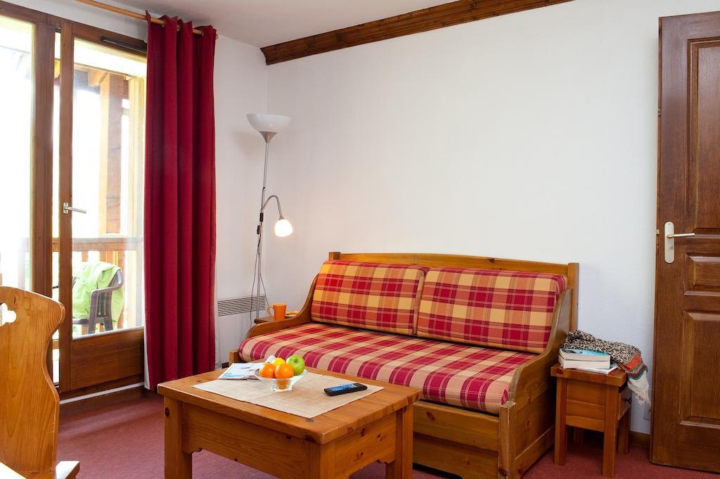 Residence Odalys Le Hameau Et Les Chalets De La Vallee D'Or Valloire Rom bilde
